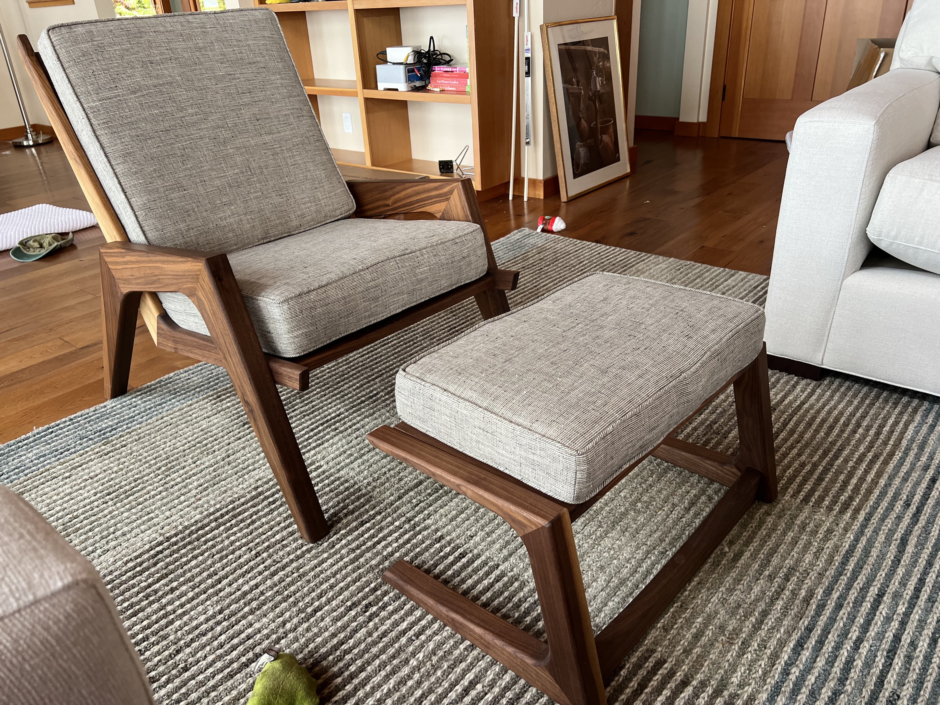 Mid-Century Modern Lounge Chair and Ottoman